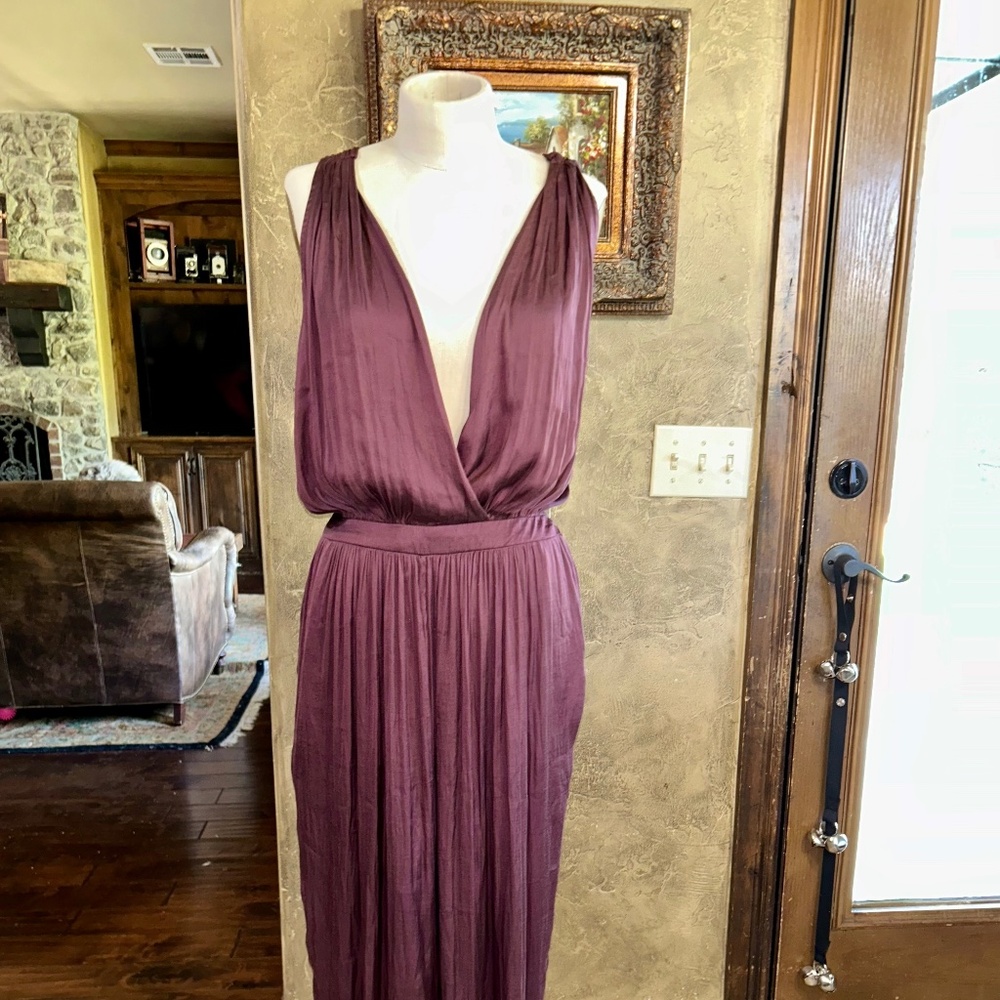 Gorgeous NWT Anthropologie Backless Jumpsuit 100% Silk Size L